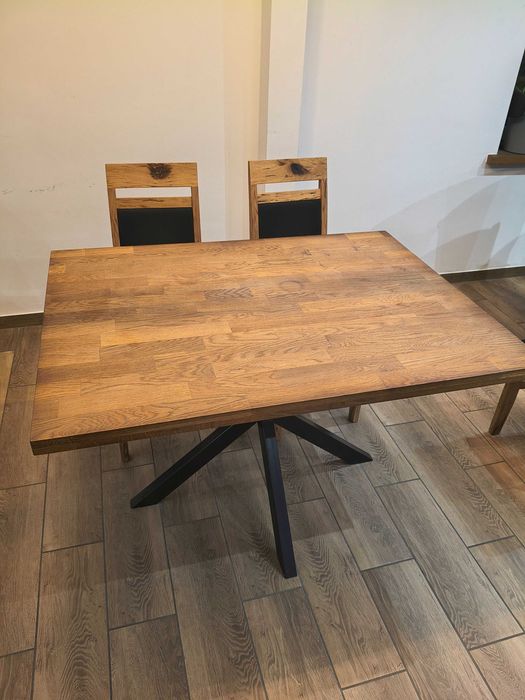 Stół drewniany rustykalny loft z nogą typu pająk