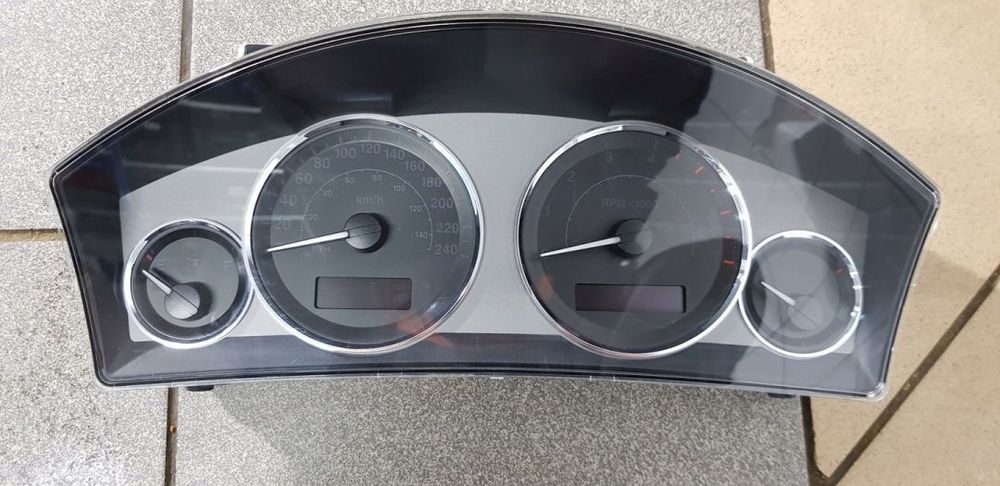 Jeep Grand Cherokee WH WK 3.0 Licznik 05172412AG