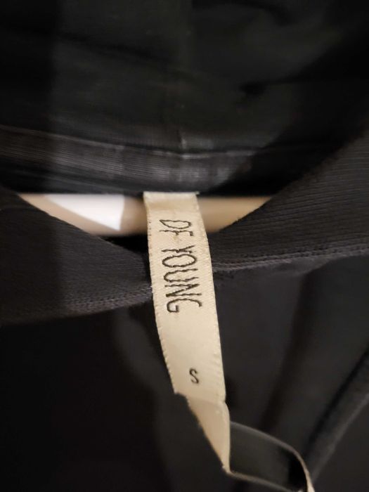 Чорна толстовка DF YOUNG