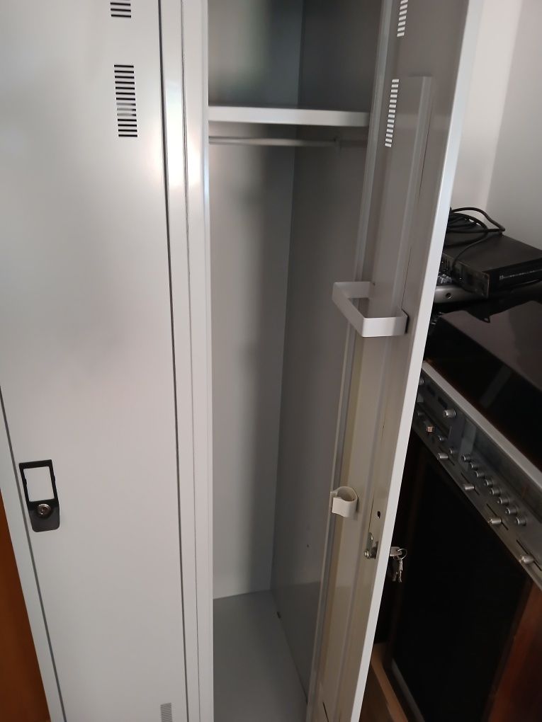 Cacifo metal c/ dois compartimentos
