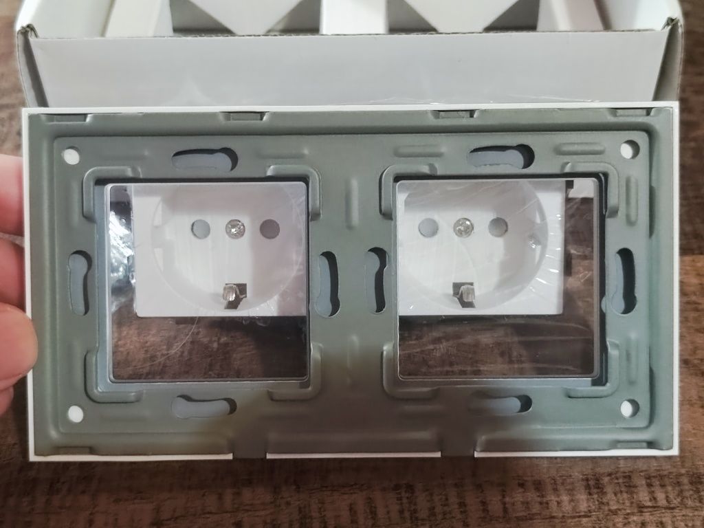 Розетка двойная с type-c