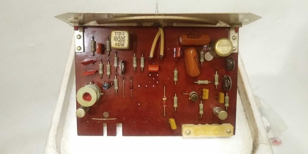 Метеозонд СССР, излучатель-передатчик (радиозонд), зонд 1988