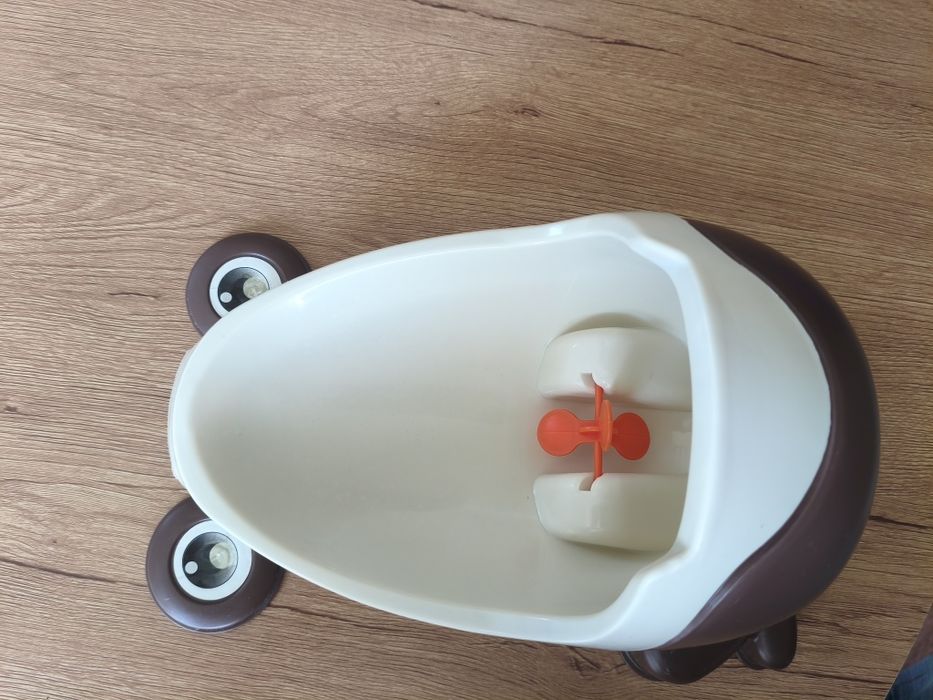 Pisuar, nocnik dla dziecka w kształcie żaby