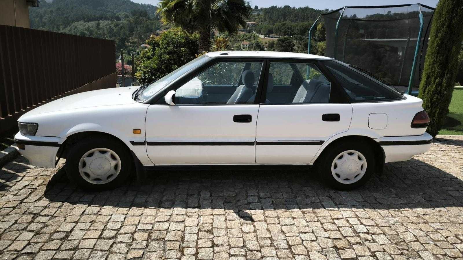 Toyota corolla liftback de 1989 (poucas unidades em circulação)