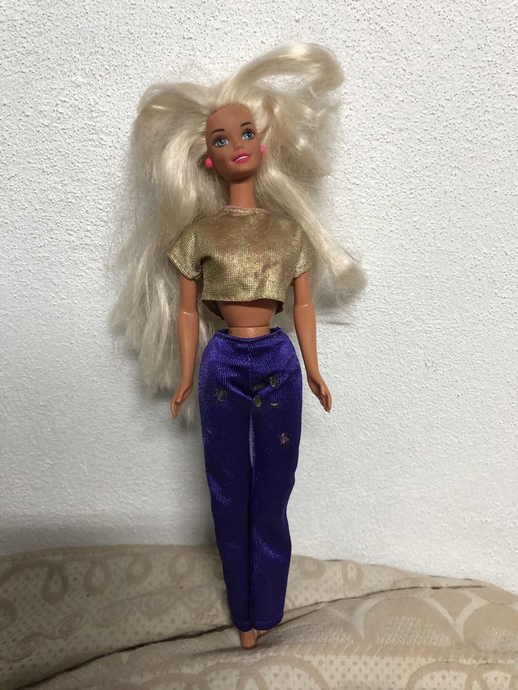 Barbie ( Mattel )com mais de 30 anos