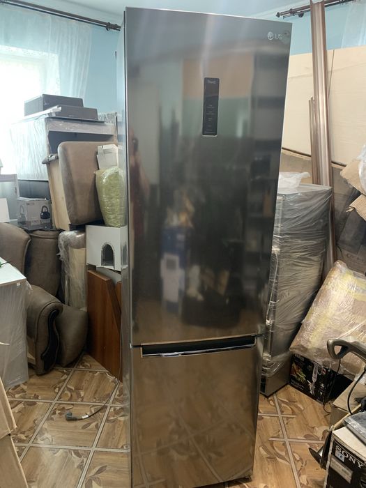 Продам холодильник LG