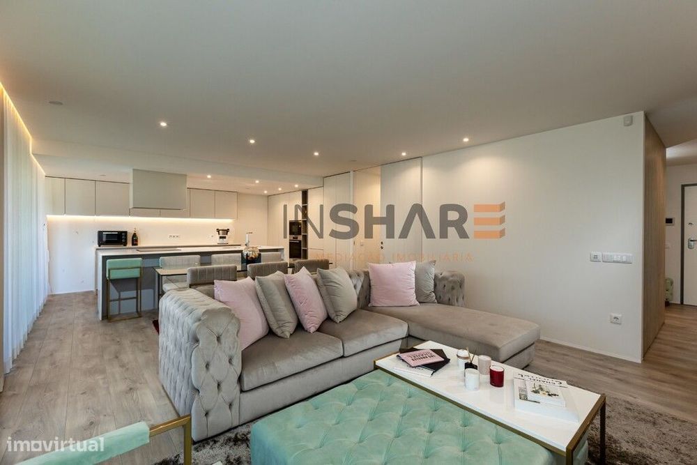 Apartamento T1 de Luxo em Condomínio Privado c/piscina - Braga - Real