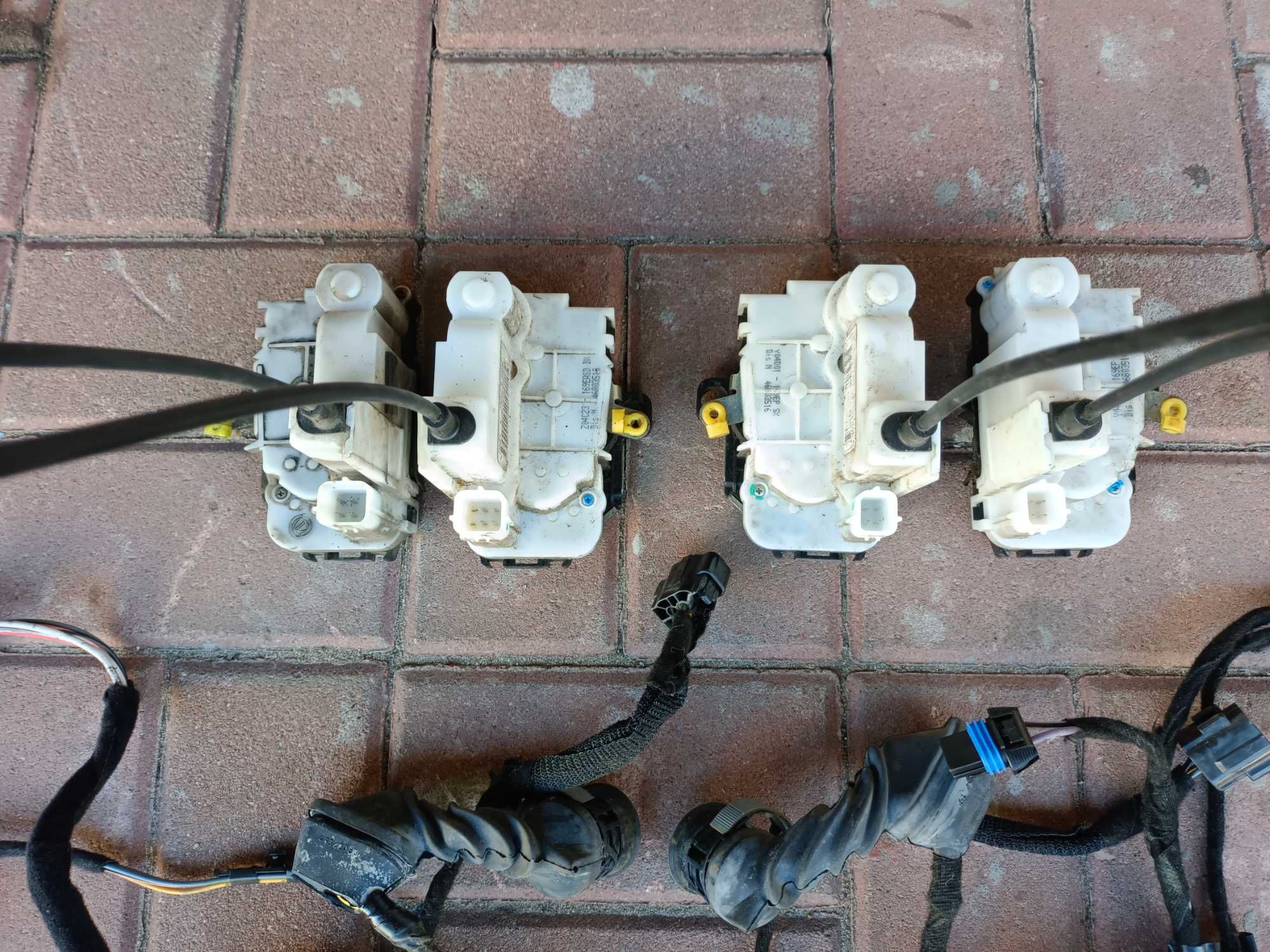 Komplet cen, zamków i instalacji FIAT PANDA II pasuje 03-12 r.