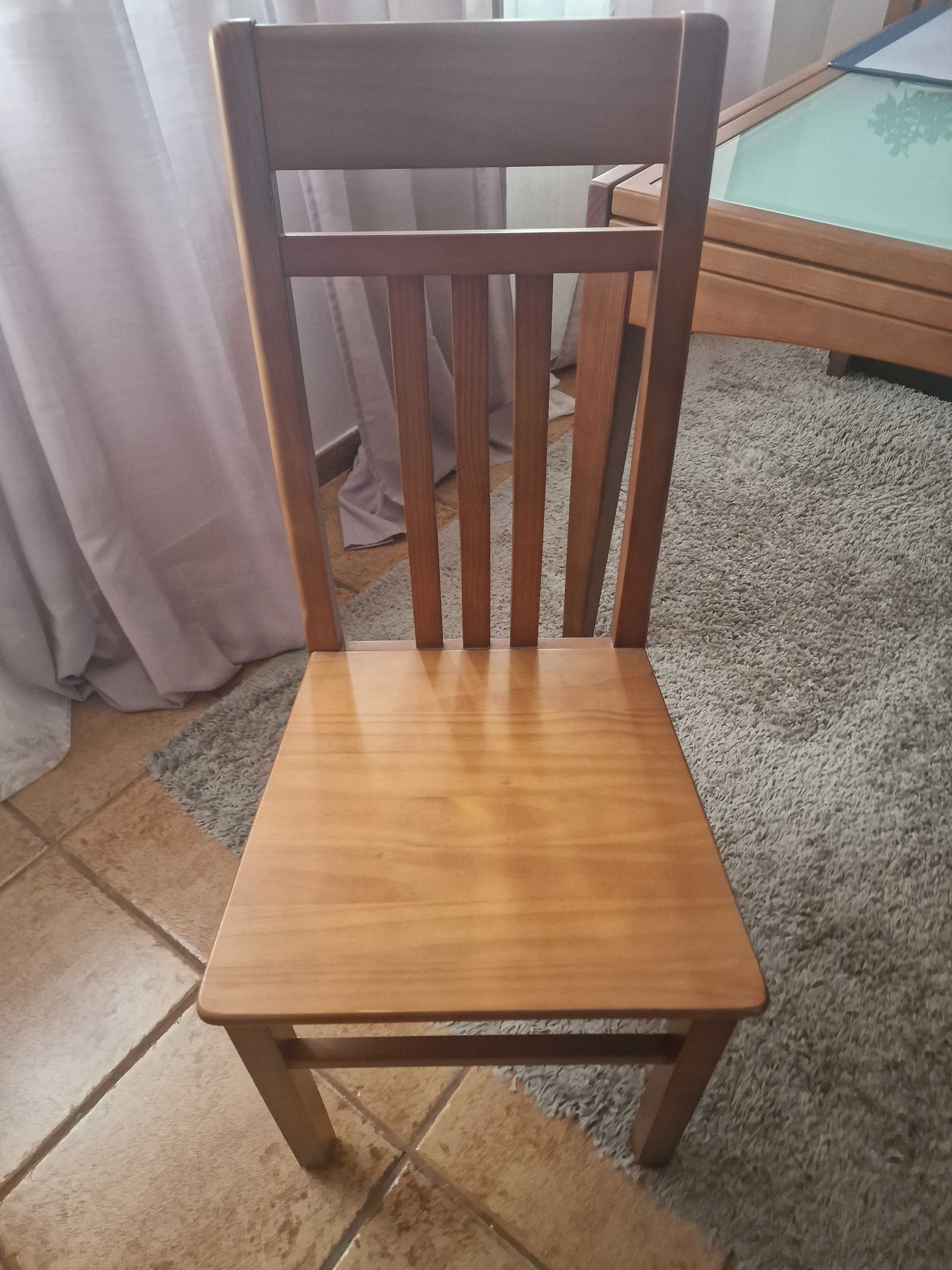 Mesa com cadeiras pinho mel