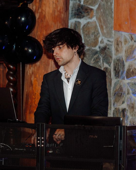 DJ na imprezę, wesela, urodziny, 18, andrzejki, studniówki, sylwestra