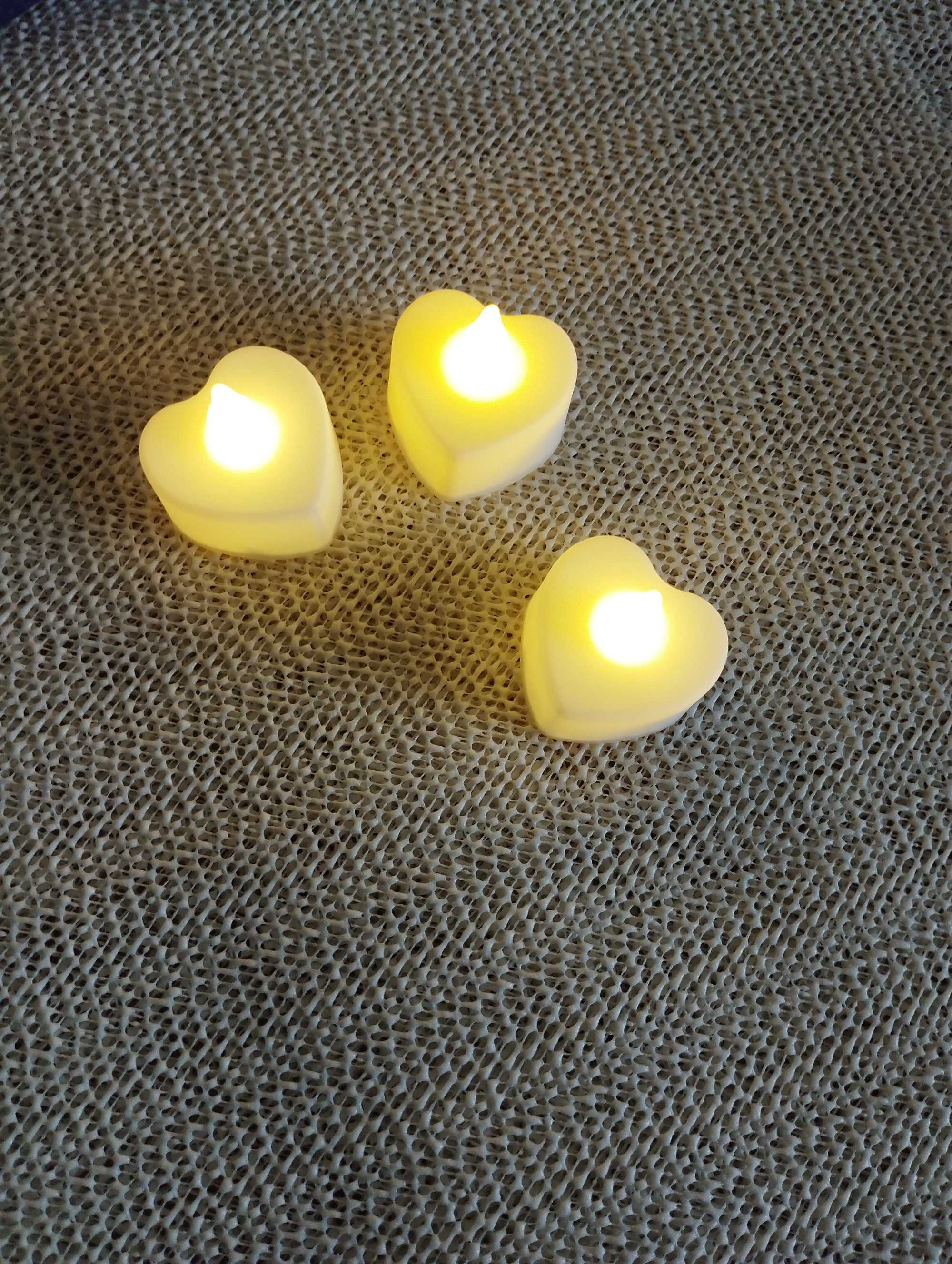 Swieca LED, lampka LED, zestaw w kształcie serca 24 szt
