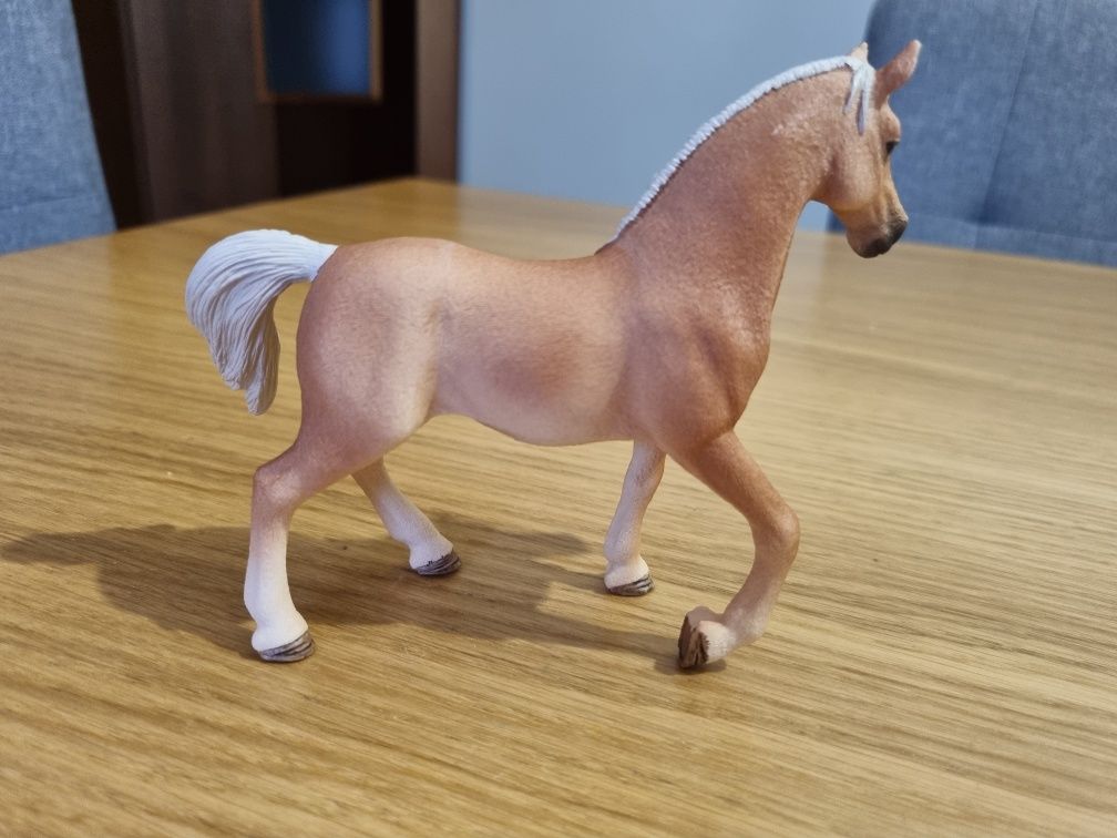 Klacz konik schleich figurka