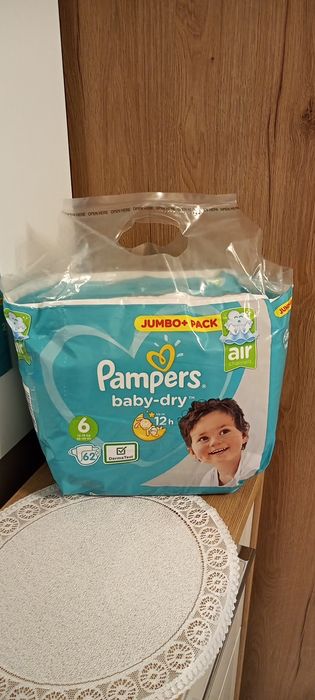 Pieluchy Pampers 6