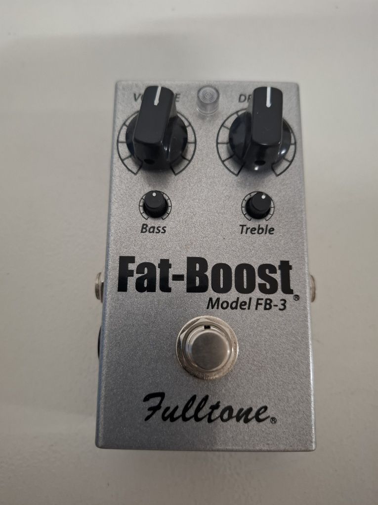 Pedais de guitarra Thorpy/Fulltone/Keeley