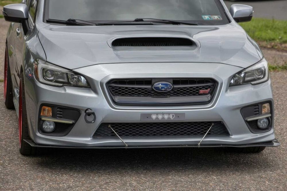 Subaru WRX STI Limited with Wing Spoiler      2017