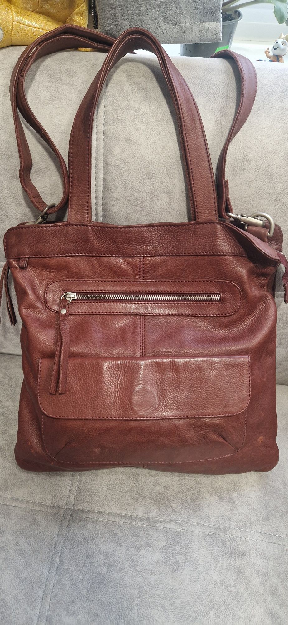 Сумка номерна Cowboysbag, дорогуща фірма, колір марсала 33×33×10