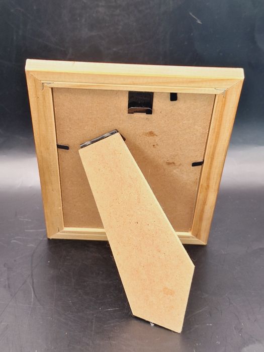 Ramka na zdjęcia drewniana