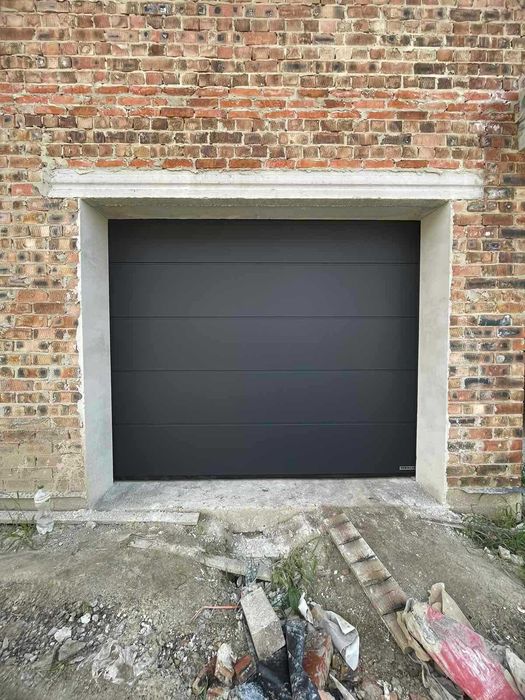 Гаражні секційні, ролетні ворота / автоматика