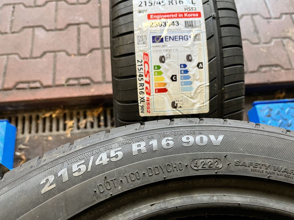 215.45.16 Kumho Ecsta HS52, 2022 rok