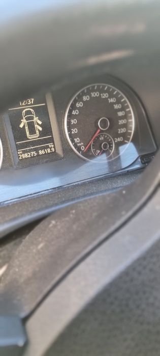 Фолцваген туаран автомат 1.6 дизель