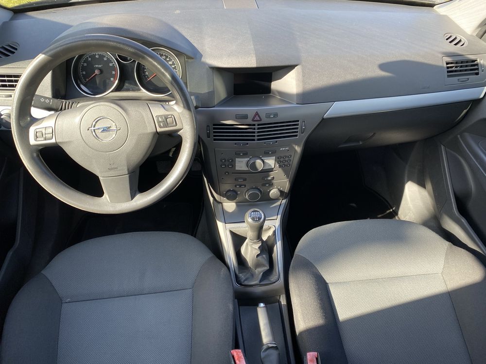 Opel Astra 1.6 Benzyna 2006R
