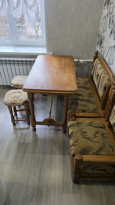 Продам кухонний уголок не дорого