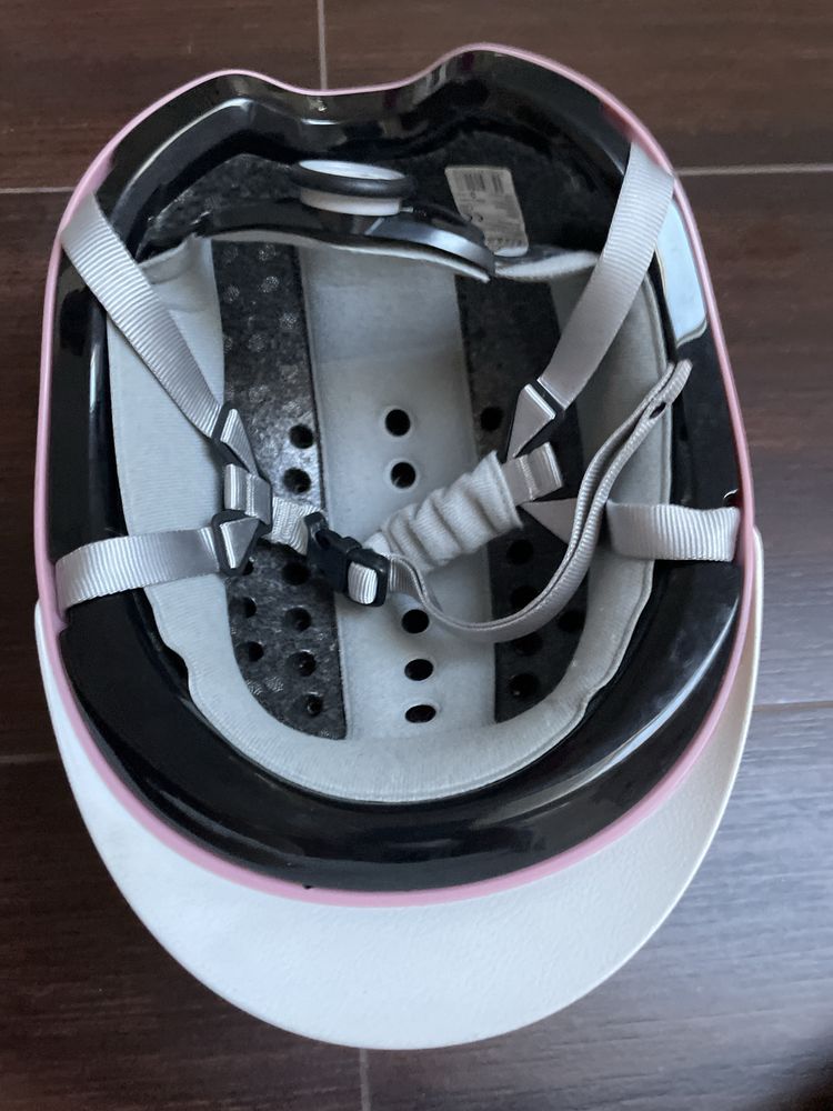 Kask jeździecki rózówo biały
