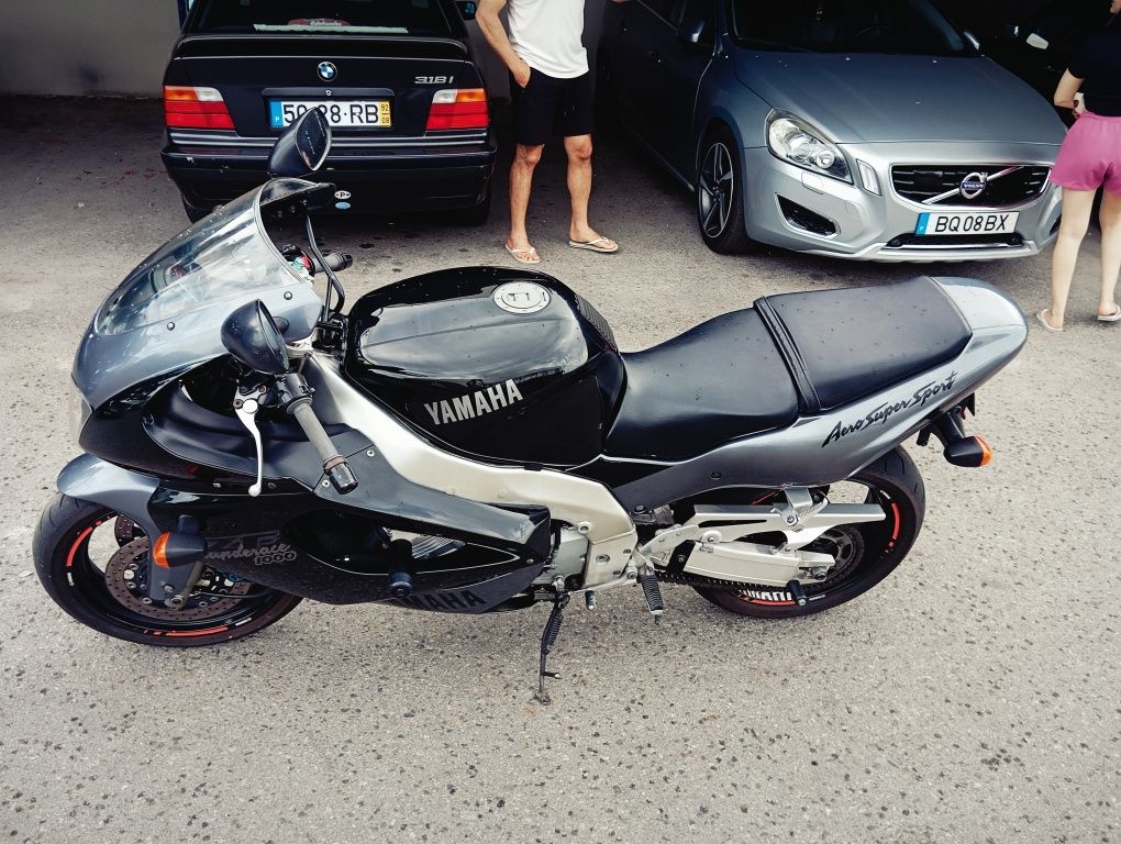 Yamaha YZF 1000r