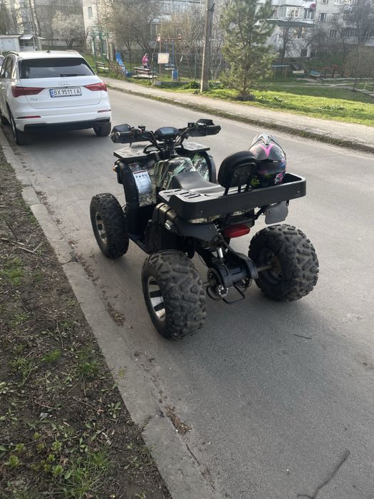 Продам квадроцикол Sokmot 200