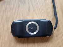 PlayStation Portable z ładowarką