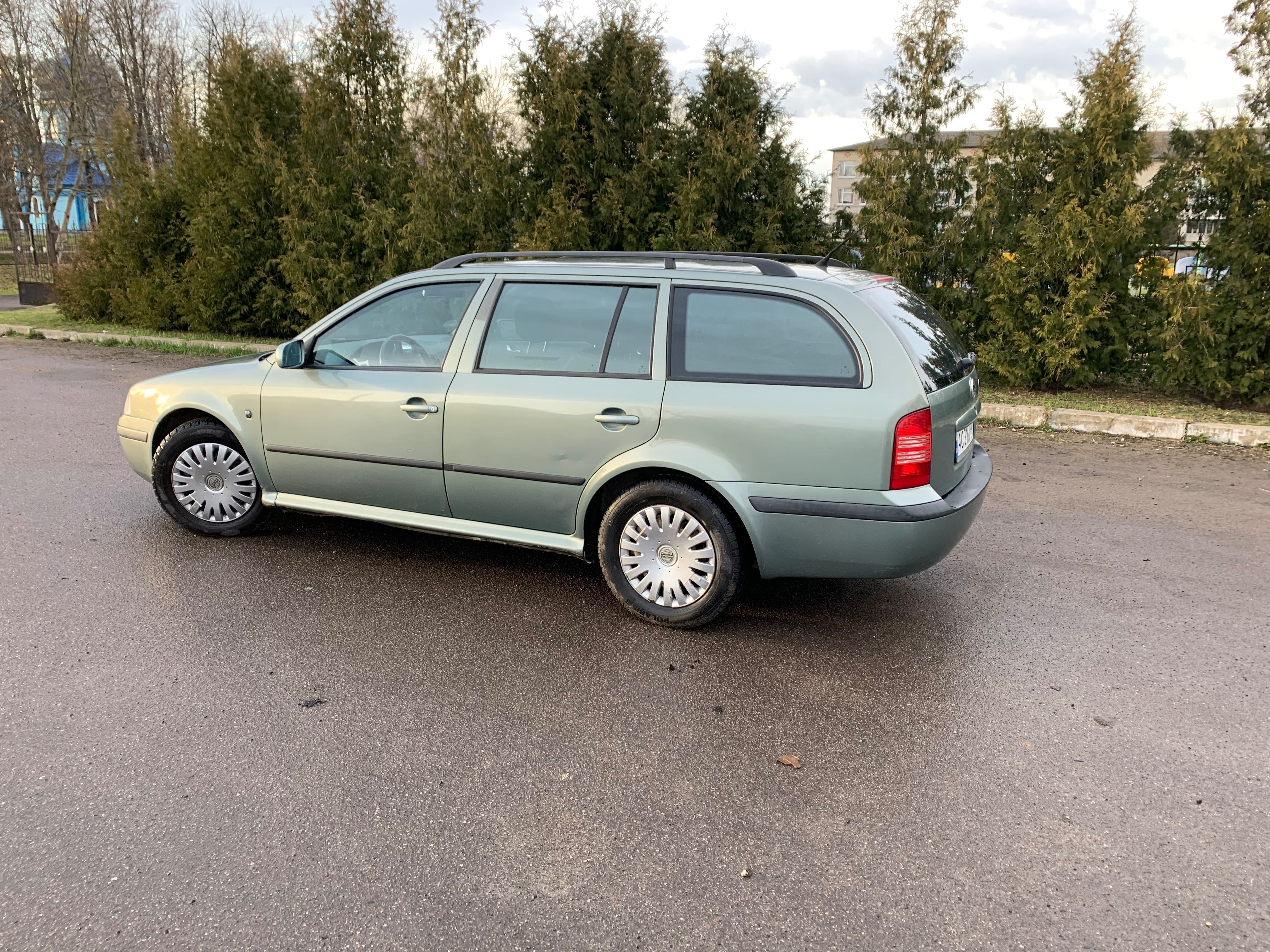 Skoda Octavia 2003 1.6 бензин