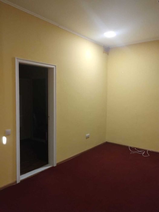 Оренда: Приміщення (140 м2) вул. Героїв Космосу 17