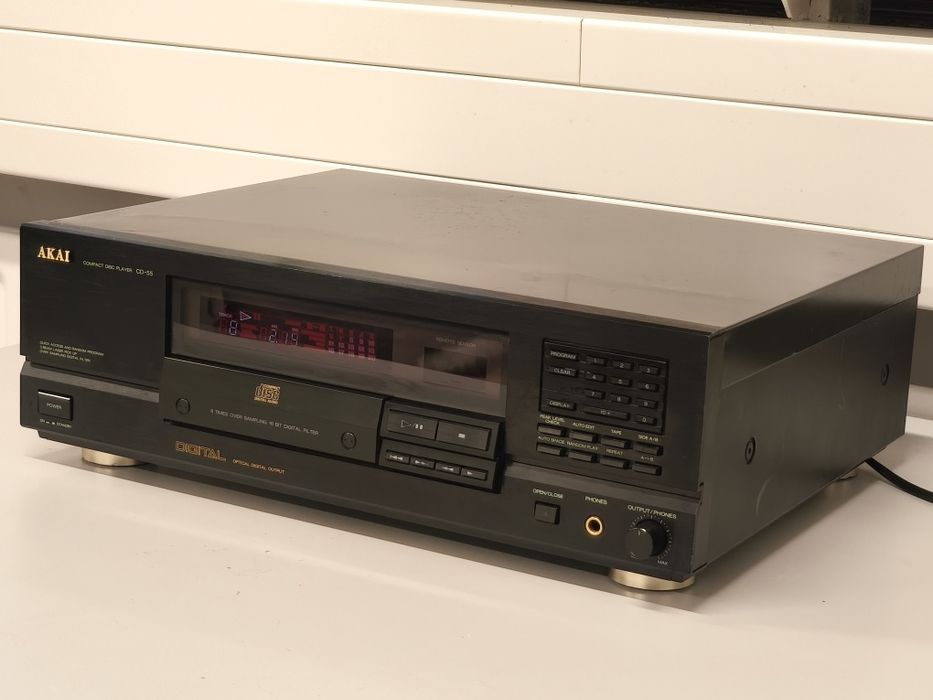 CD плеєр Akai CD-55 ! 2 ЦАПи AD1856N ! Зроблений у Японії !