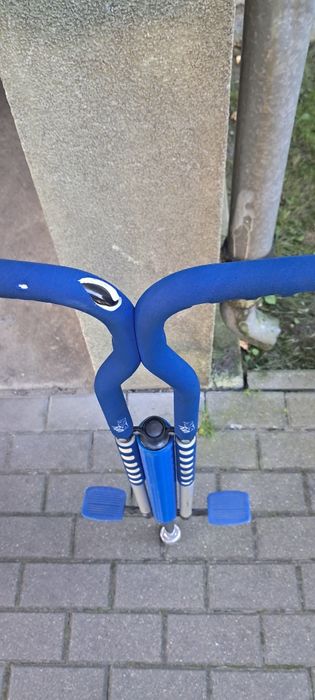 NFX5006 Niebieski JUMP STICK NILS FUN Skoczek drążek do skakania pogo