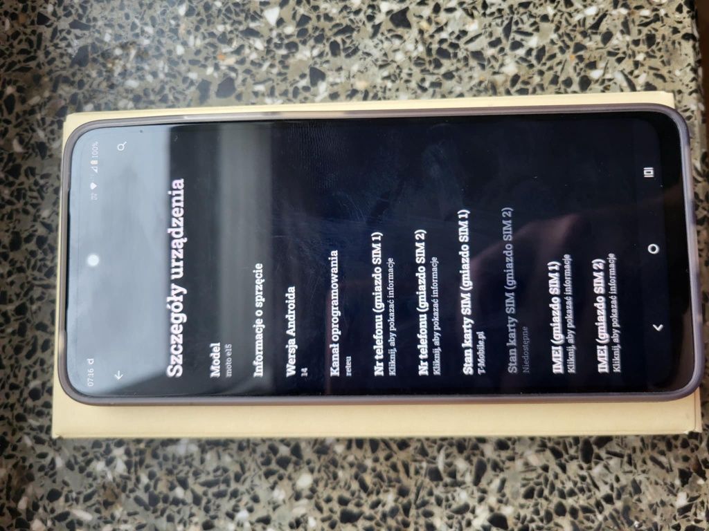 Motorola E15 5g fiolet + słuchawki bluetooth