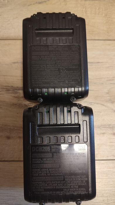 Новий акумулятор батарея Dewalt 6Ач DCB206 із США Оригінал