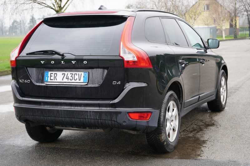 Volvo XC60 2.0 TD 163 KM. Automat 2013 r oryginał lakier LUB ZAMIANA