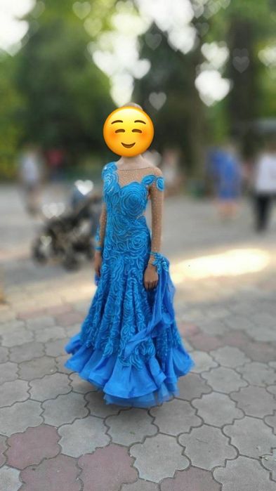 Продам платья для бальных танцев