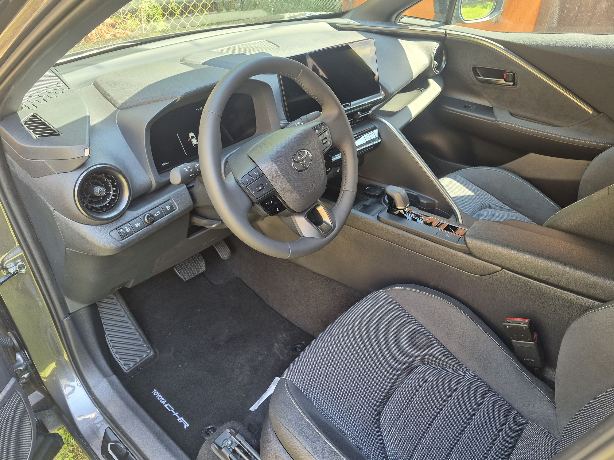 Toyota C-HR 2.0 Hybryd 197KM AWDi ,Executive 4x4