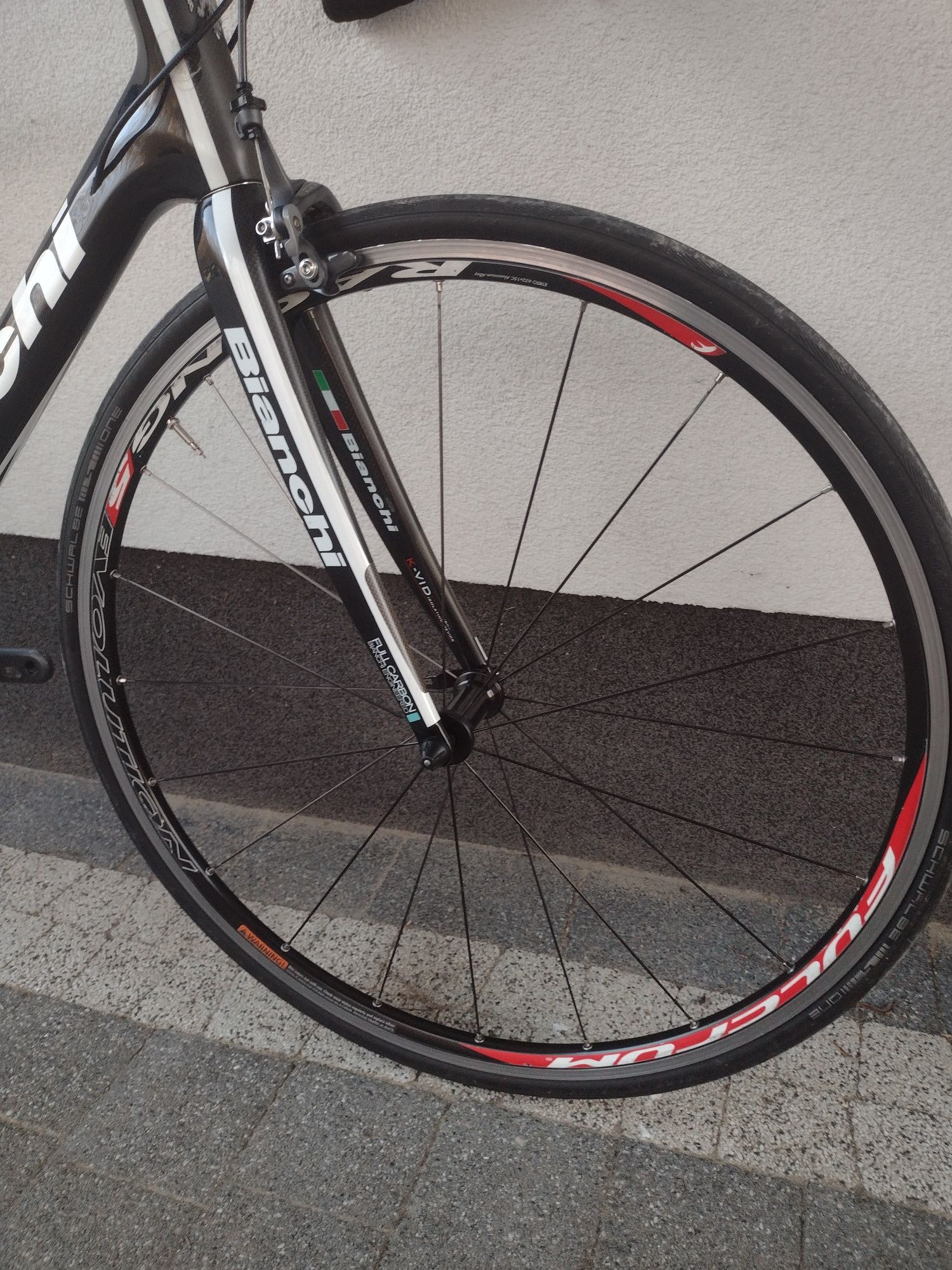 Bianchi Infinito full carbon Ultegra 56