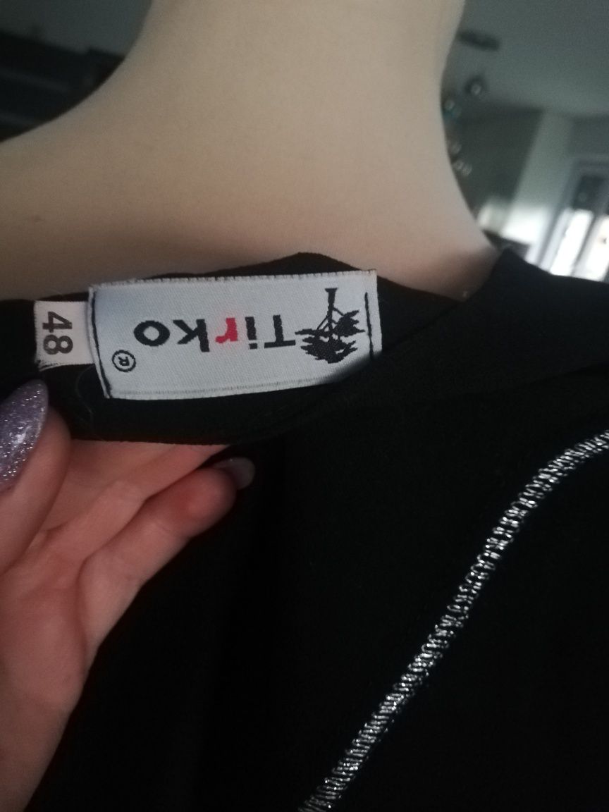 R. 48 plus size czarna sukienka z srebrnym obszyciem rękaw 3/4