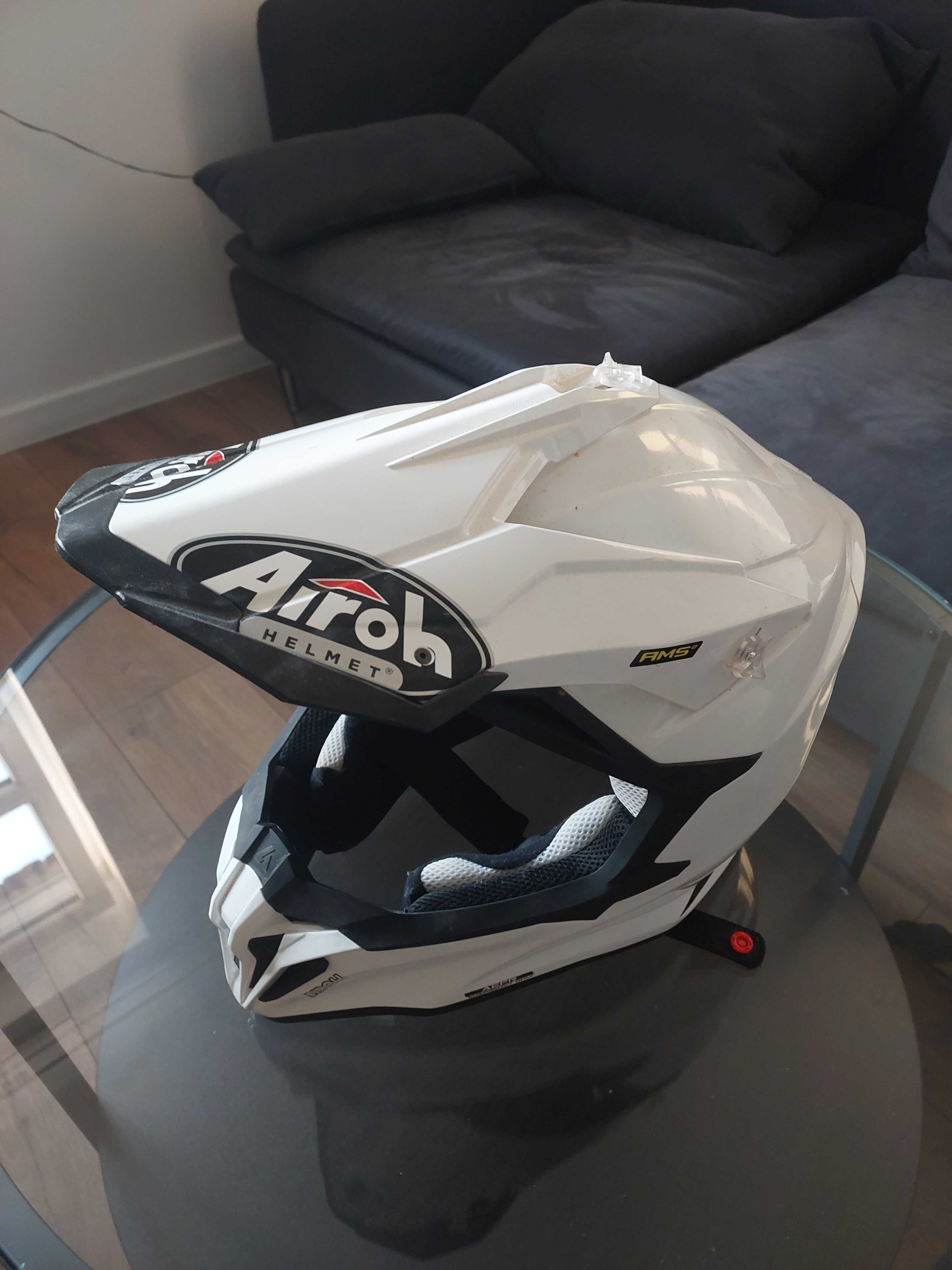 Kask motocyklowy AIROH Strycker