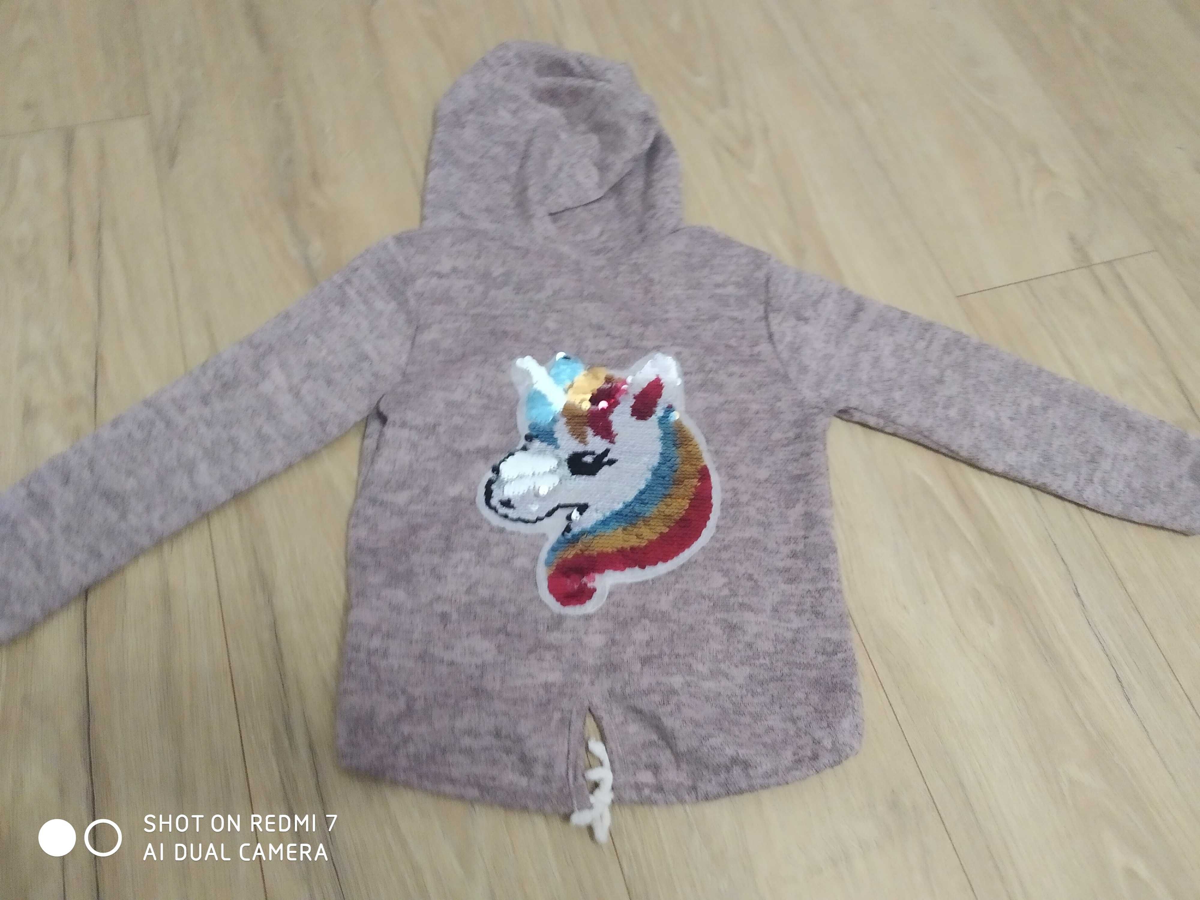 Rozpinany sweterek dla dziewczynki 110