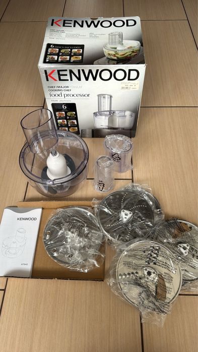 Насадка нова подрібнювач,слайсер АТ640  для Kenwood