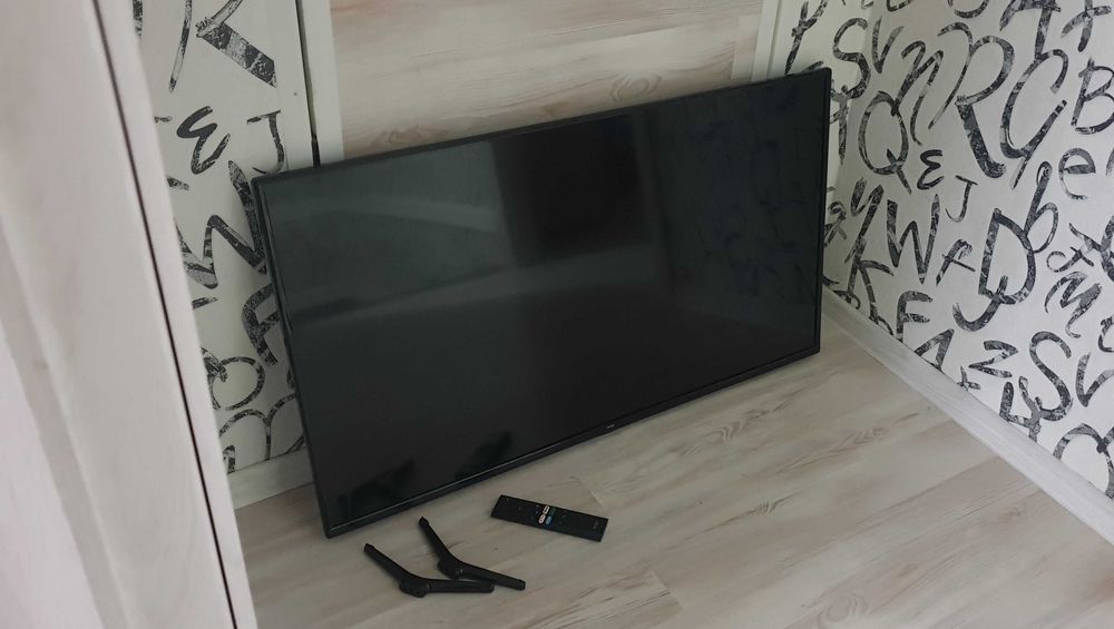 Телевизор Ergo 40дюймов" Smart TV 40GFS55 Android 11