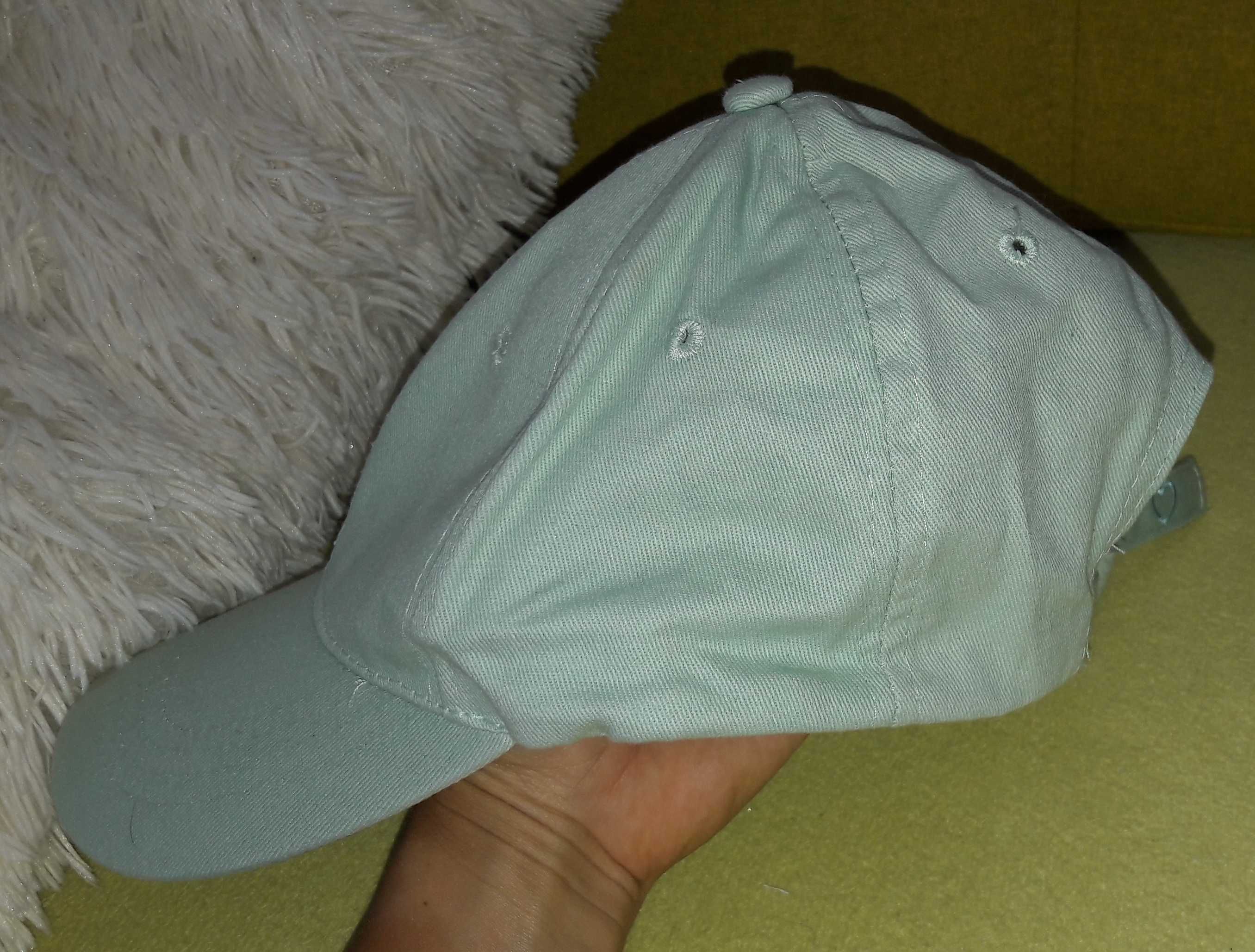 Miętowa kaszkietówka czapka z daszkiem Sinsay M