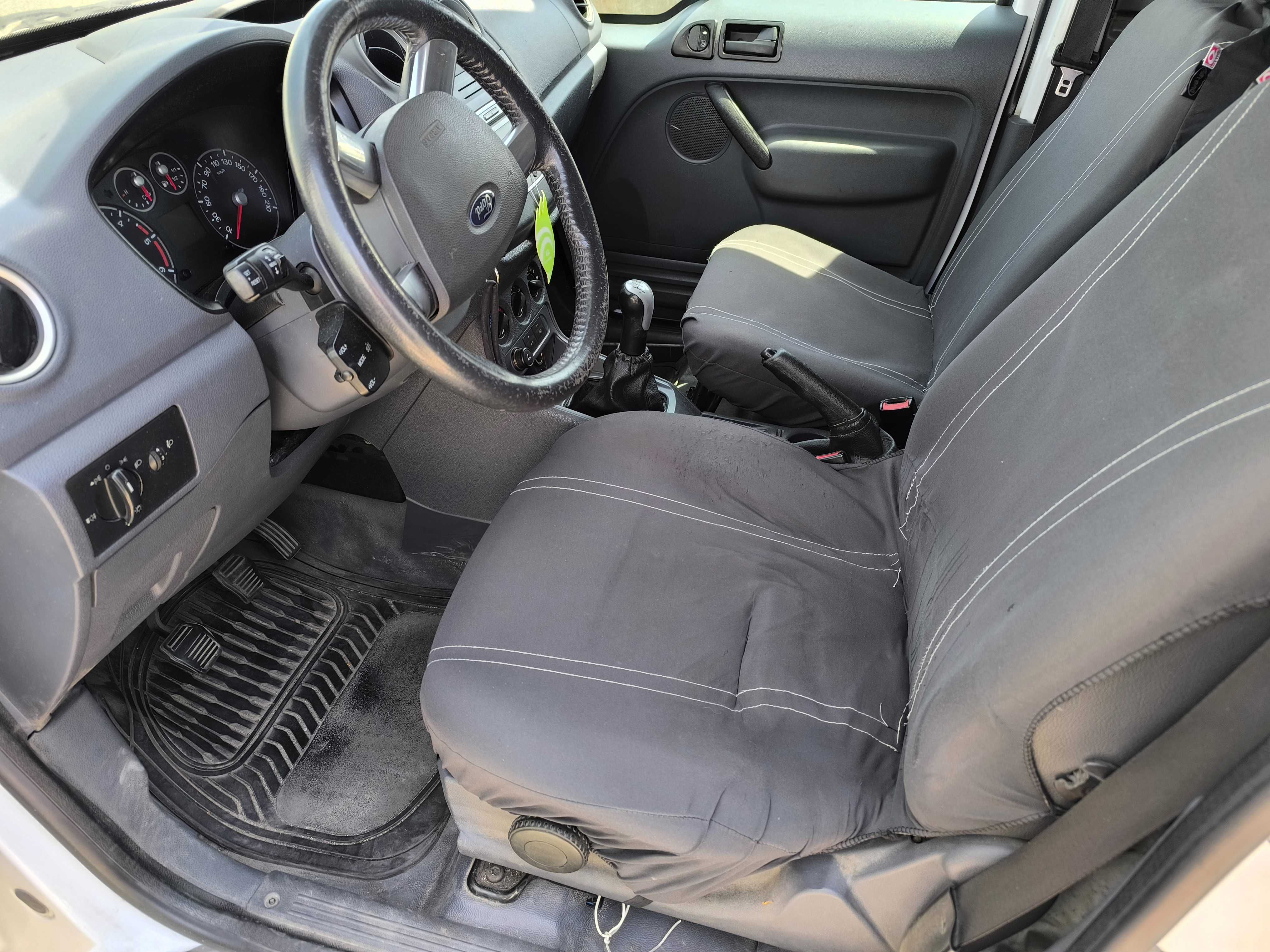 Ford Transit Connect - Avariada