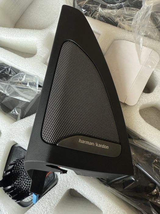 Накладки на колонки Harman kardon для BMW X5 G05