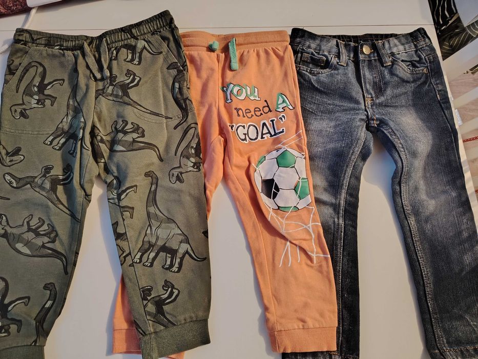 Zestaw ubrań dla chłopca rozmiar 98