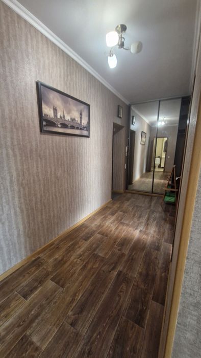 Продаж однокімнокімнатної з автономним опаленням!